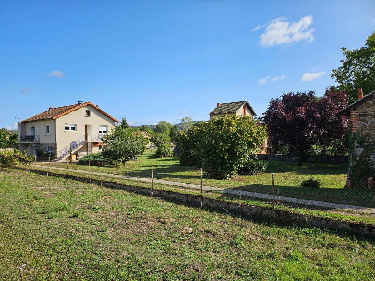 La Bourzede F3 Appartement Langeac Buitenkant foto